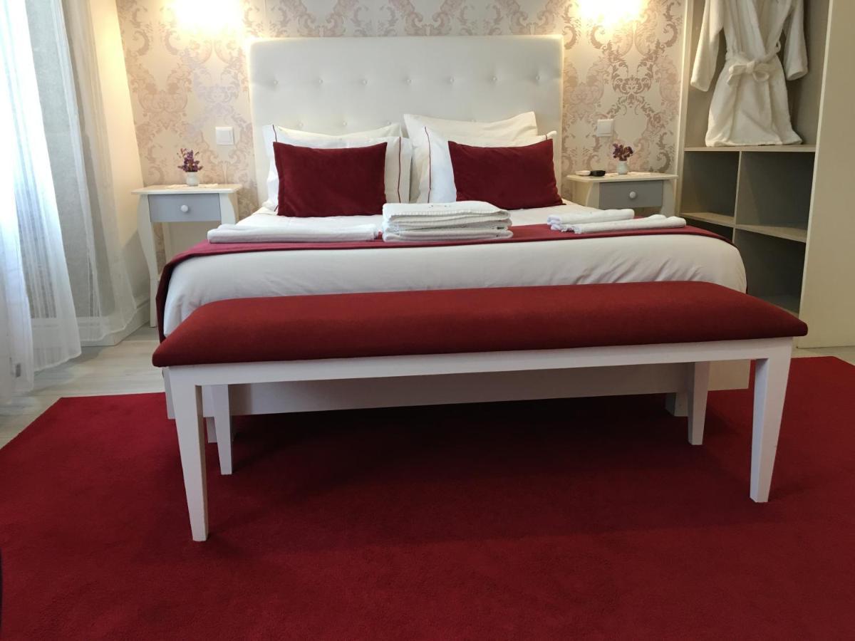 Isis Guest House Braga Esterno foto