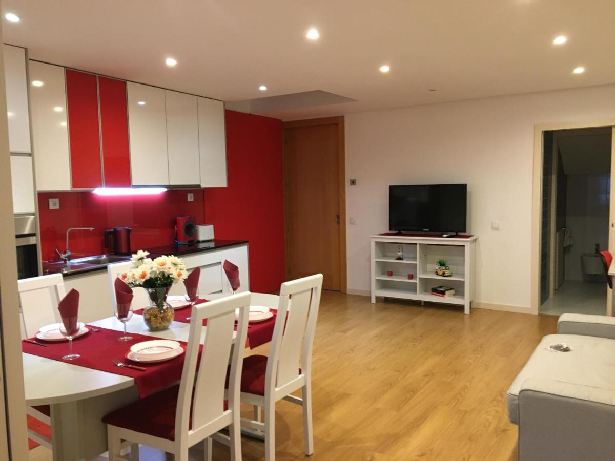 Isis Guest House Braga Esterno foto