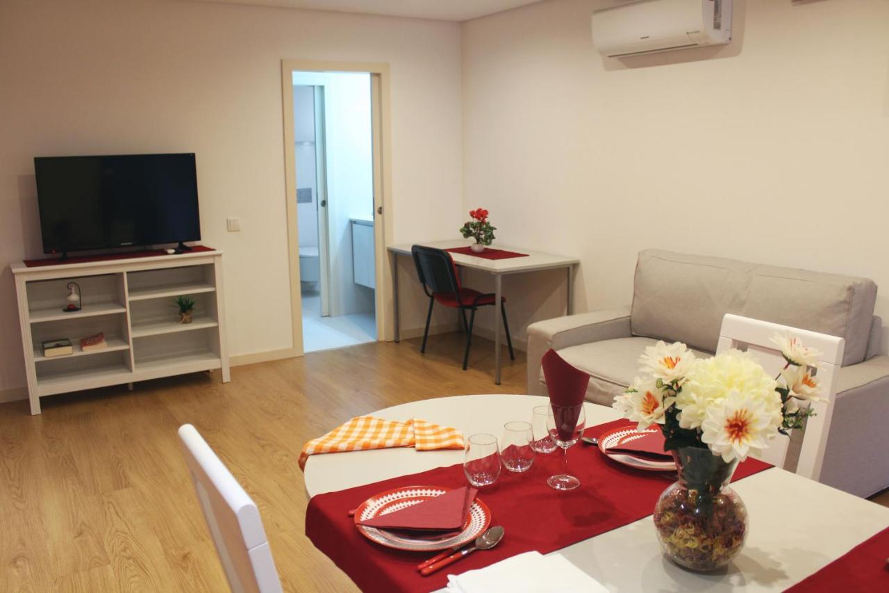Isis Guest House Braga Esterno foto