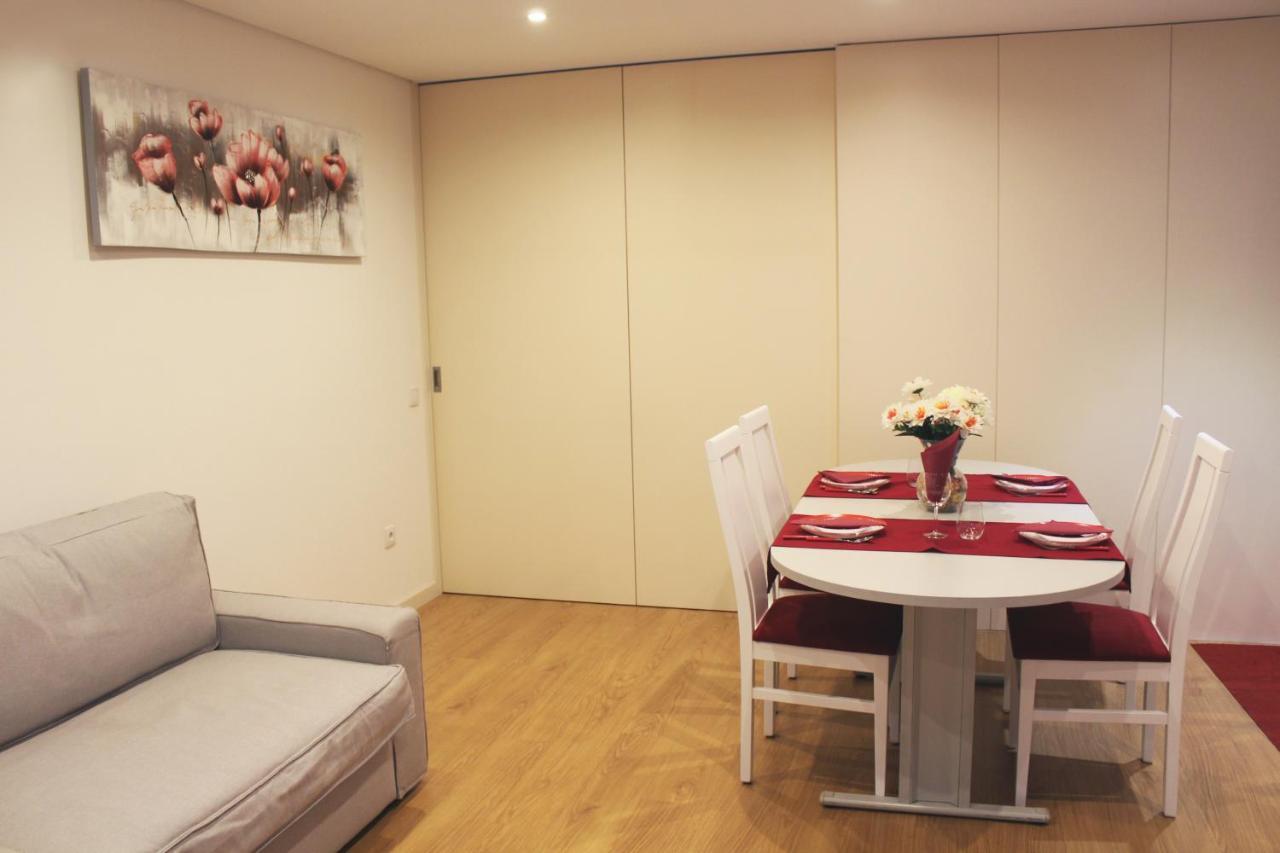 Isis Guest House Braga Esterno foto