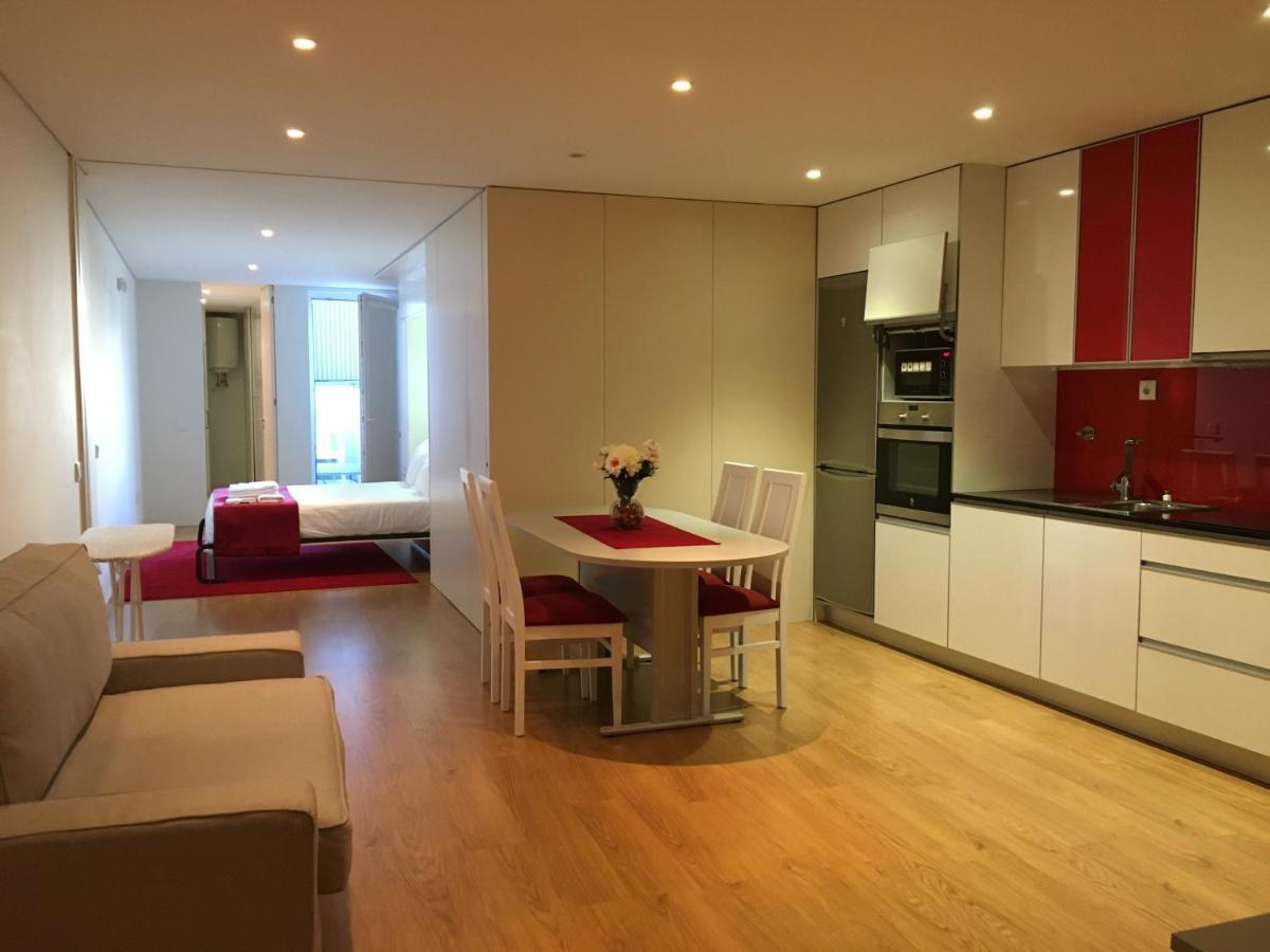Isis Guest House Braga Esterno foto