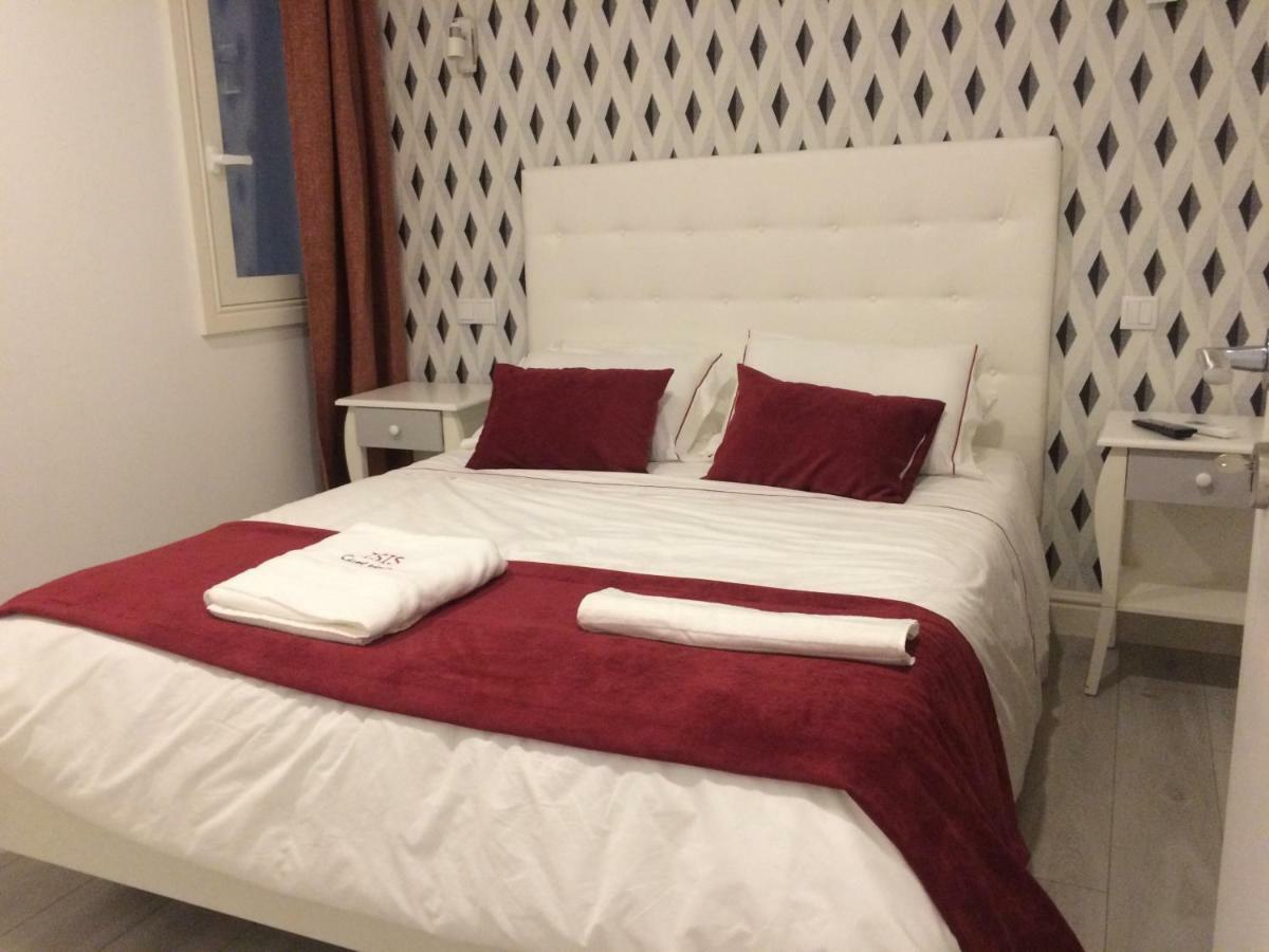 Isis Guest House Braga Esterno foto
